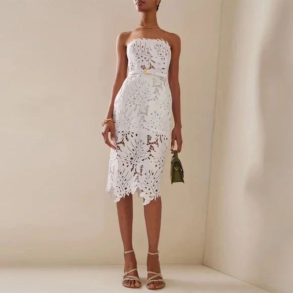 Sexy Whispy Lace Lined Bodycon Belted White MIDI Dress - Picture 3 of 8